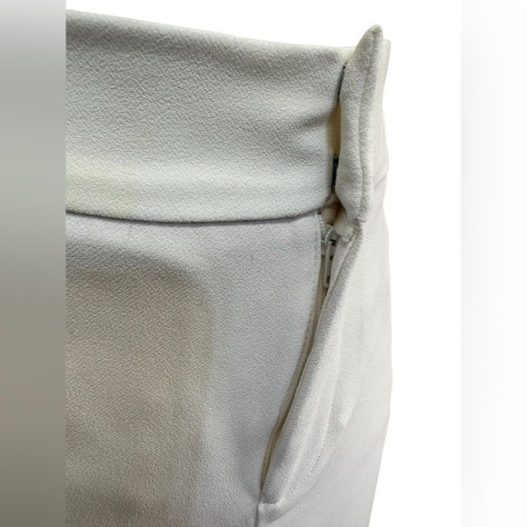 ZARA Crop White flared Wide leg Side buttons pants - Picture 4 of 7